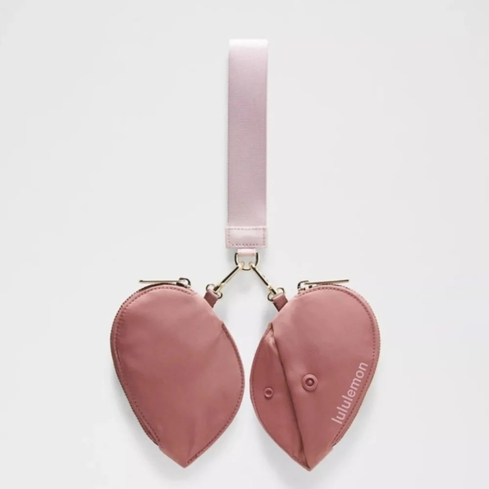 Lululemon Dual Pouch Wristlet Heart Spiced Chai NWT - Picture 3 of 12